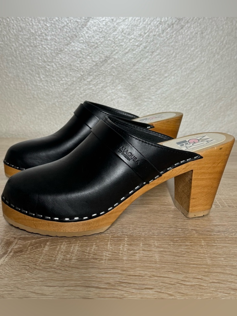 Maguba Of Sweden Size 39 US 9 Black Leather Clogs With Wooden Heel